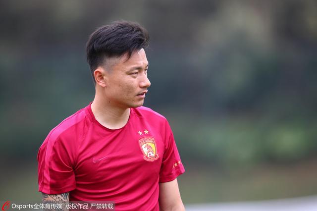 影片讲述了不丹当地一位梦想前往澳洲成为流行歌手 奥黛丽·塔图为戛纳影节造势 清凉吊带裙秀美胸 2013-05-15 戛纳当地时间5月14日，第66届戛纳电影节（66th annual Cannes Film Festival）即将举行。