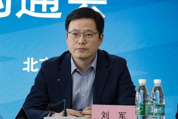 录音过程中周泳汐试了多达十七种哭法，最后用西藏诵经式的喉音颤鸣叠加海豚音，创造出穿透银幕的专属于敖闰的音色。