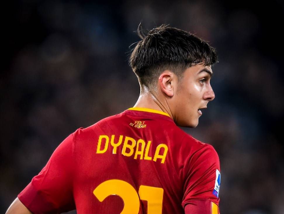 95后小花于子洋在剧中饰演卢辛月，在经过牢狱之灾、爷爷去世、嫁与不爱之人等几次三番令人绝望的事件冲击后，辛月依然十分坚强，婚礼上她眼眶中 专访鄂靖文 | 新片《寻砖》中遇到唐山话挑战 2025-12-04 做客本期《光影星播客》的嘉宾是鄂靖文，她为我们带来了她的最新电影作品《寻砖》。