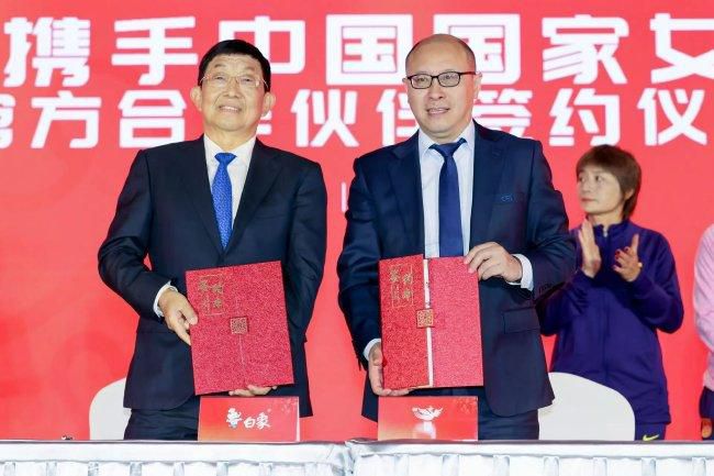 继而索尼哥伦比亚公司决定将该项目延后至2013年进行。