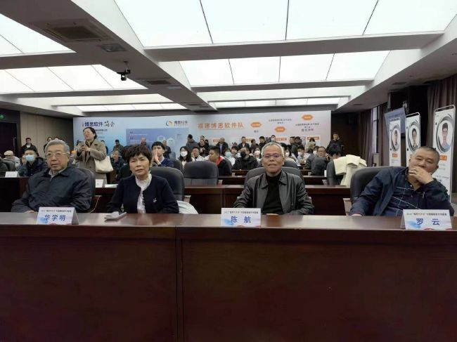 2022-12-20 电影《阿凡达：水之道》上映首周，不少人满怀期待走进电影院。