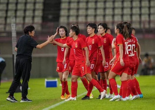 《封神第一部》主创现身昆明 费翔称殷寿很心机 2023-07-26 中国首部国民神话电影《封神第一部》正在热映中，荡气回肠的史诗质感、充满想象力的昆仑仙境、精致的服化道，皆让观众感到惊喜和震撼。