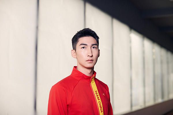 新版电影将由亚历克斯·库兹曼执导 《新木乃伊》制片：怪兽宇宙电影剧情会自然交叉 2017-04-11 列的首部作品《新木乃伊》将于今年夏天和观众见面，而最近，影片制片在采访中透露了关于该电影宇宙的细节：每一部系列作品都将独立运行，但他们会有很多相似的地方，并在未来产生自然的剧情交叉。